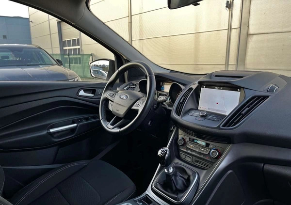 Ford Kuga cena 83900 przebieg: 67600, rok produkcji 2019 z Złotów małe 529